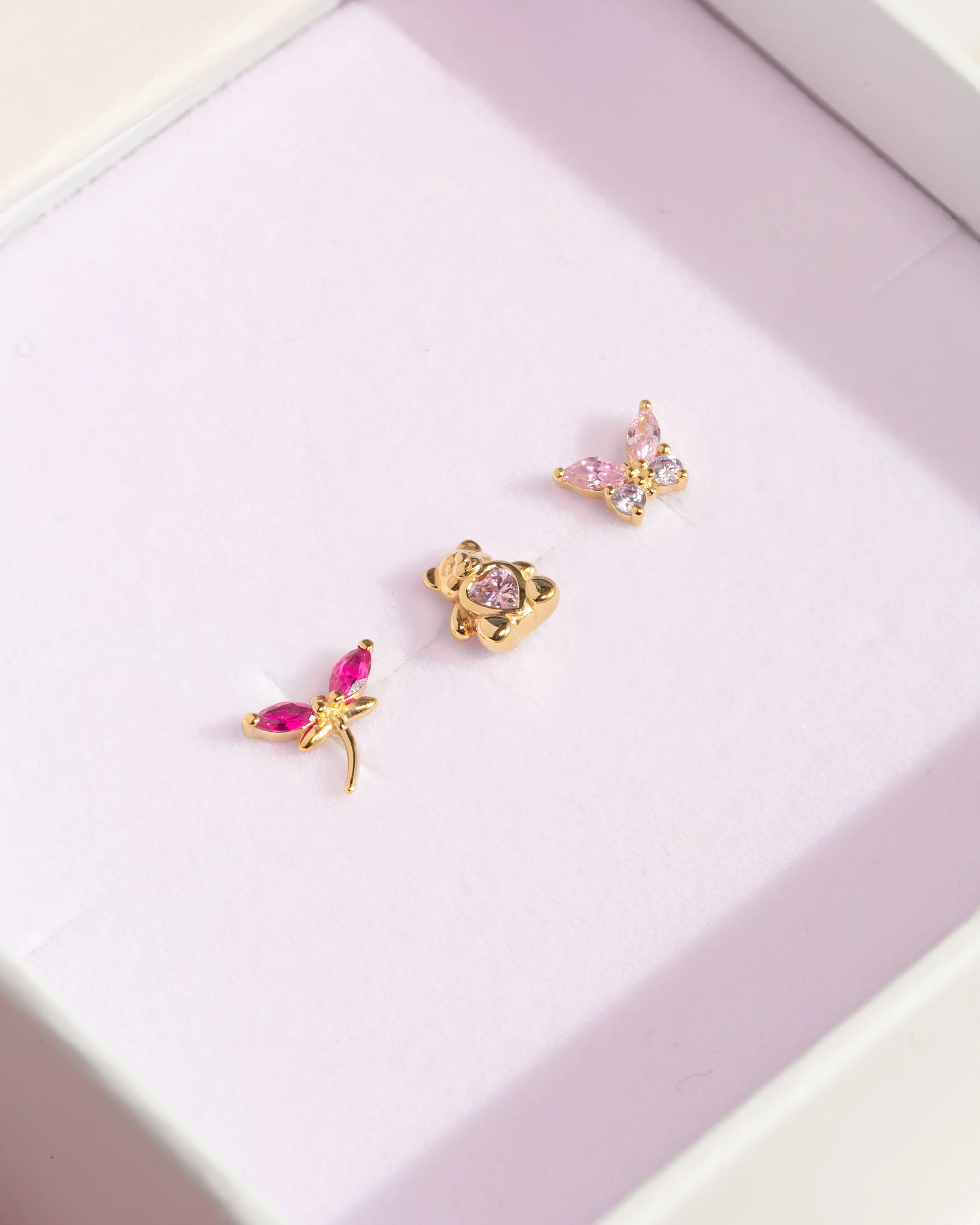 Pastel Flutter Stud Earring - Image 3